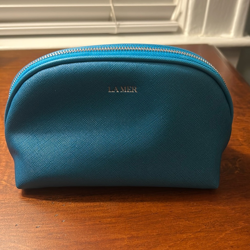 La Mer aqua Blue Travel Pouch